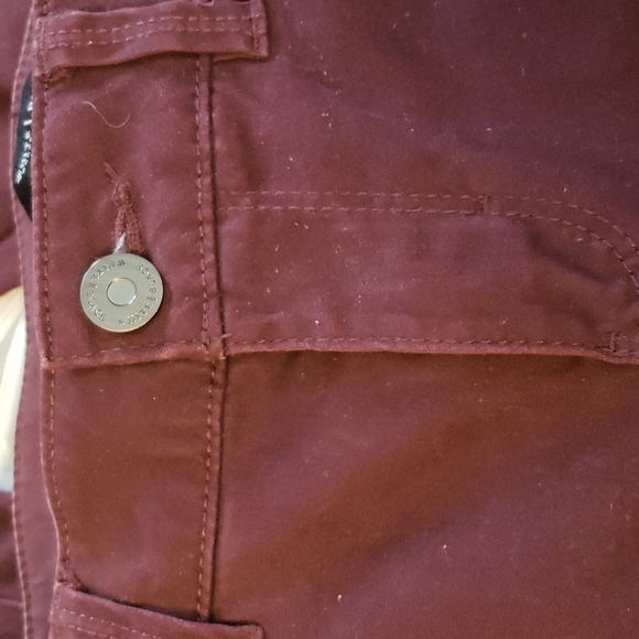 White House Black Market Black Cherry Skinny Jeans Style 570158437 Size 0R - Picture 7 of 13